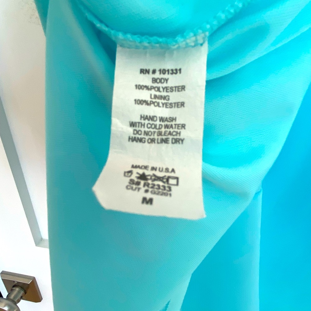 Charlotte Russe Elegant Short Sleeve Dress - Picture 4 of 4
